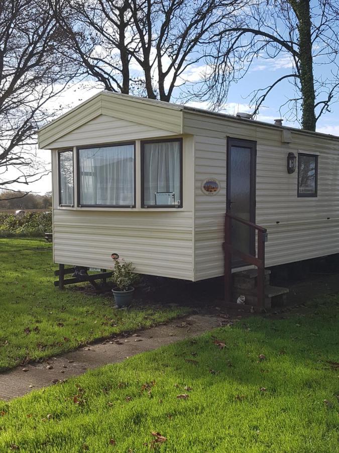 Cosy Caravan At Blackmoor Farm Ludchurch Dış mekan fotoğraf